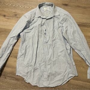 🎃Calvin Klein Button Down shirt